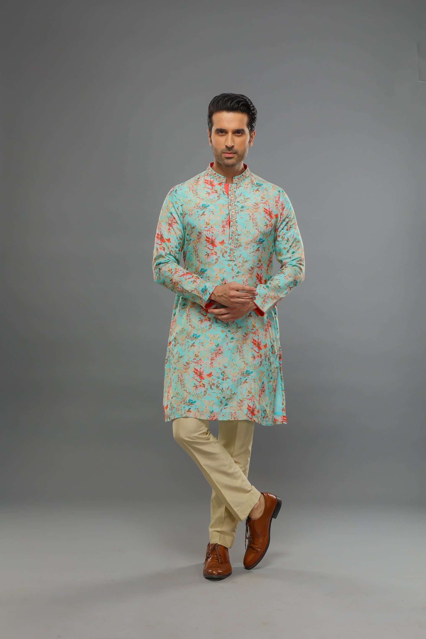 Blue Floral Print Kurta And Pant Set